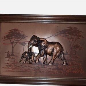3D Copper 1970’s mom and baby elephant picture